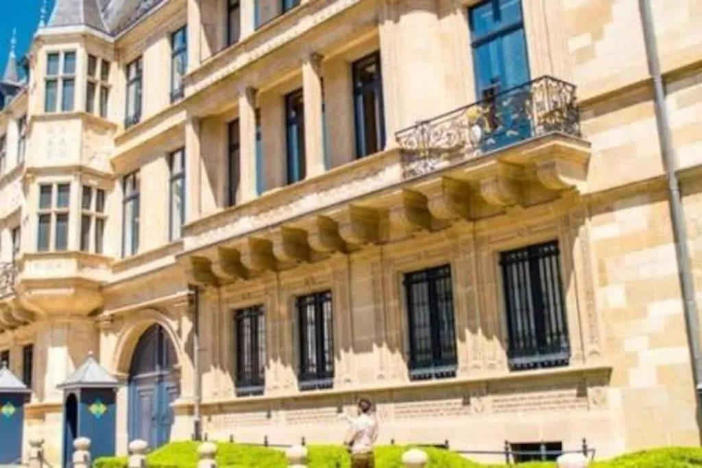 Modern Two Bedrooms In City Center With A Private Parking Luxemburgo 0*,  Luxemburgo